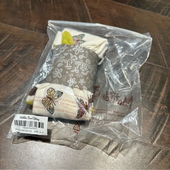 Fall Flutter Butterfly Tights - Picture 3 of 5